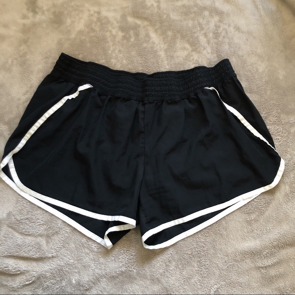 C9 Shorts